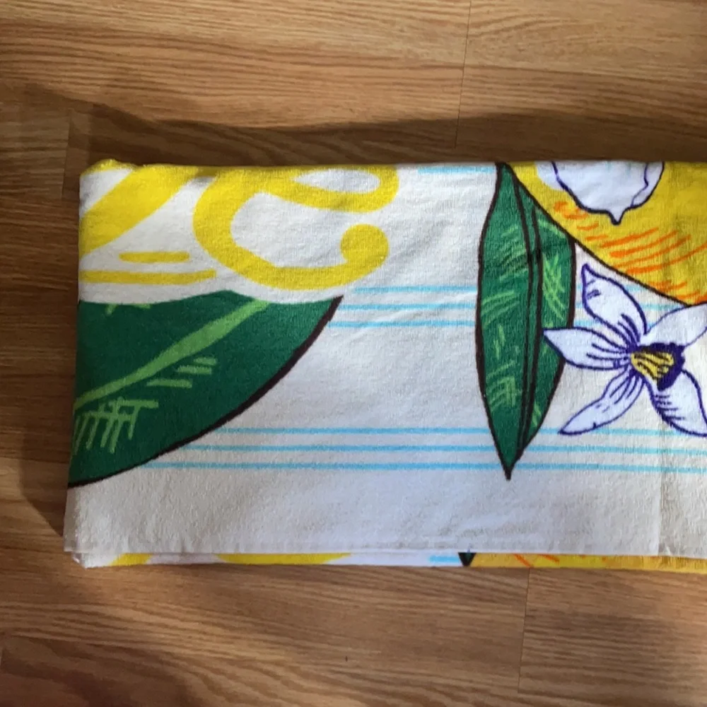 Vera Bradley Lemon Grove 🍋 Squeeze the Day Beach Towel New